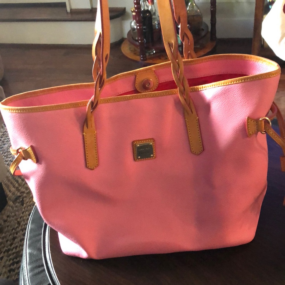 Tote D&B